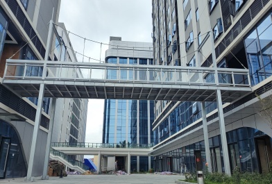 東莞鋼結構天橋連廊